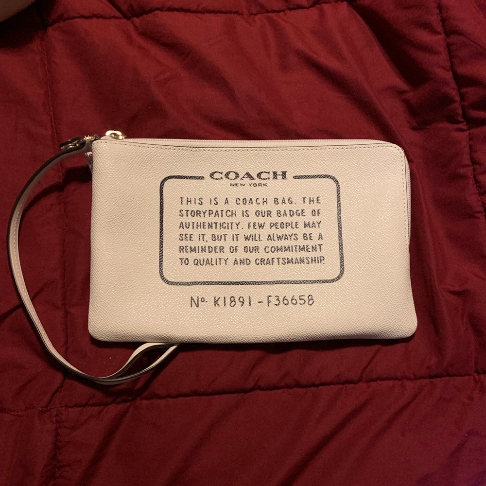 Woman’s accessories